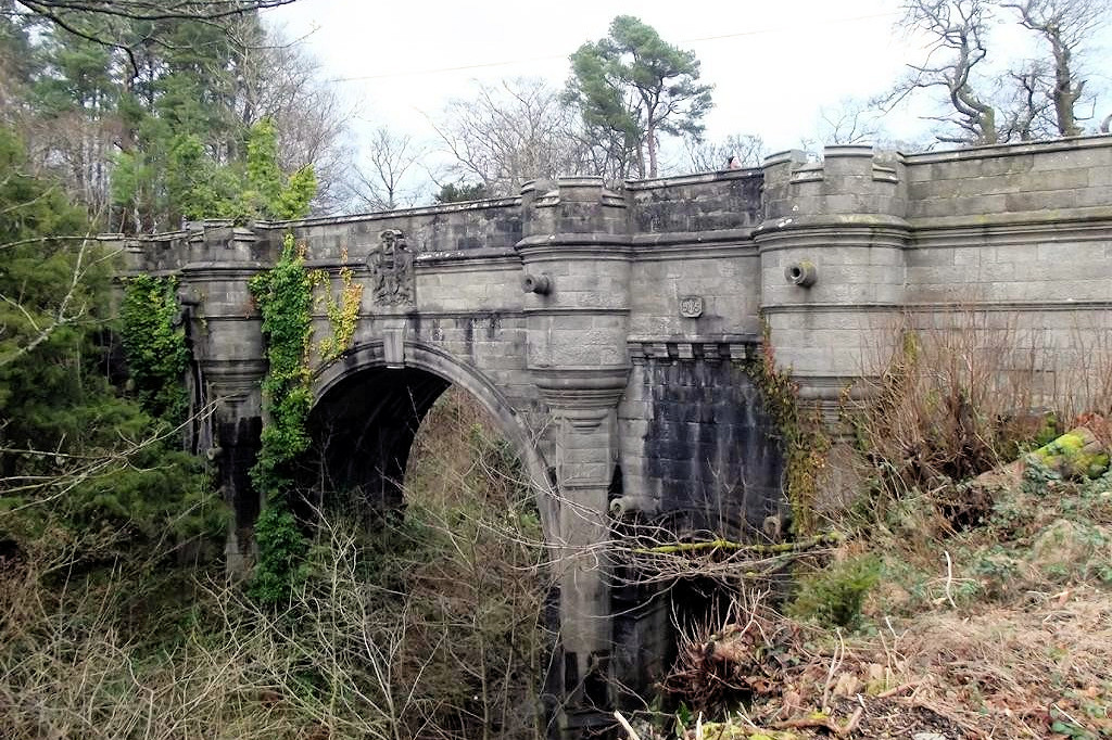 Overtoun Bridge